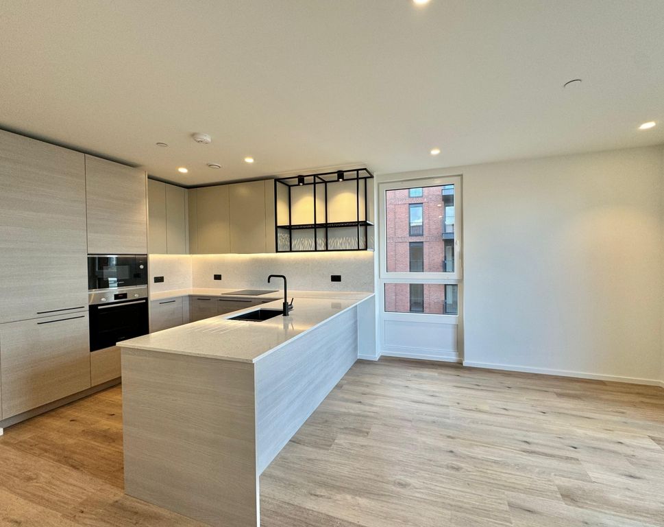 Property photo 2 of 22 Gallery