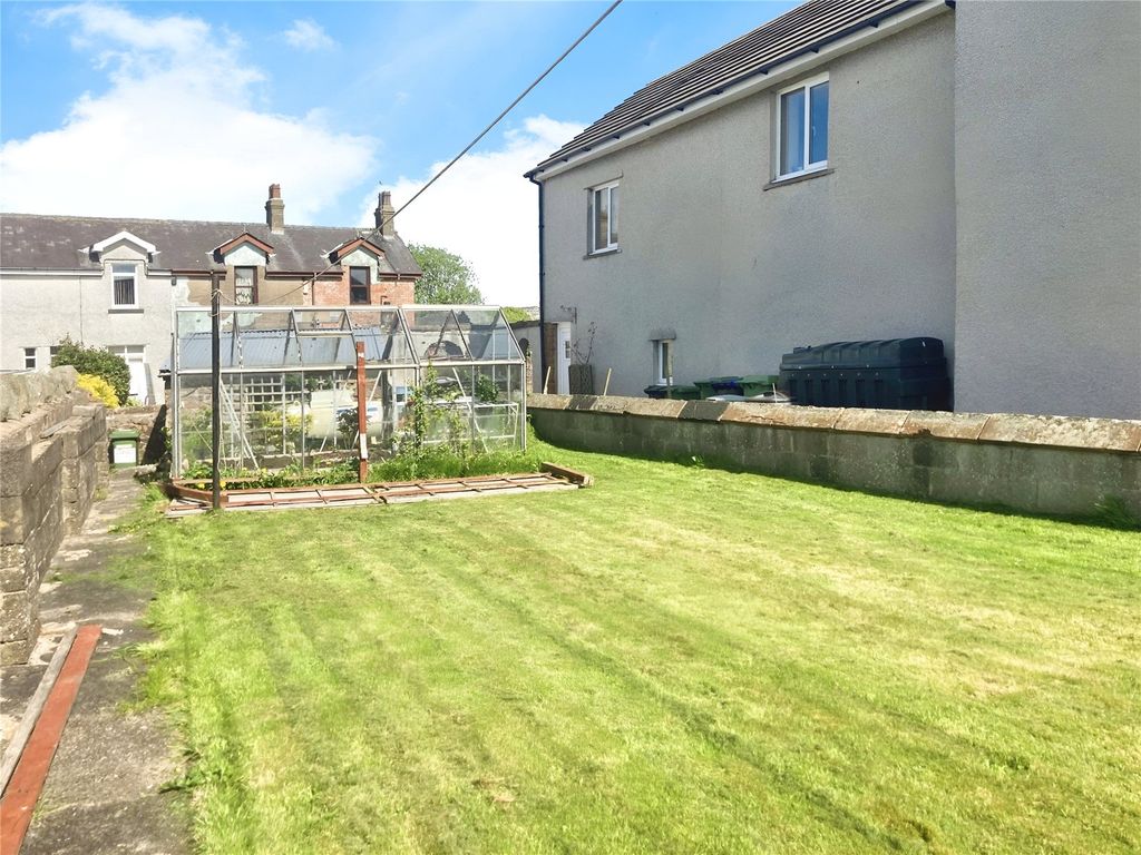 Property photo 2 of 13 Outside