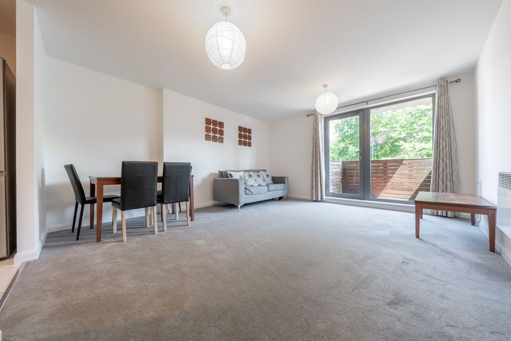 Property photo 2 of 18 Skyline00001