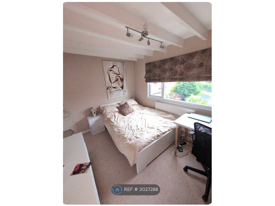 Property photo 2 of 3