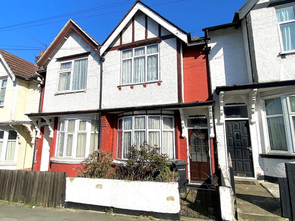 Property photo 1 of 9