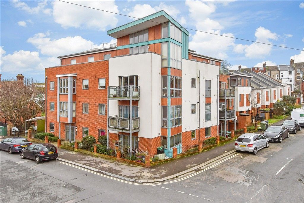 Property photo 2 of 10 External (Web)