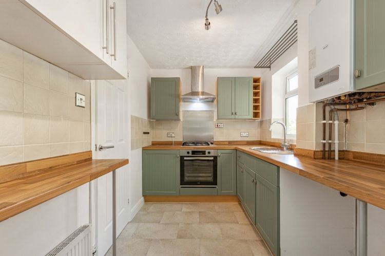 Property photo 2 of 10 304033
