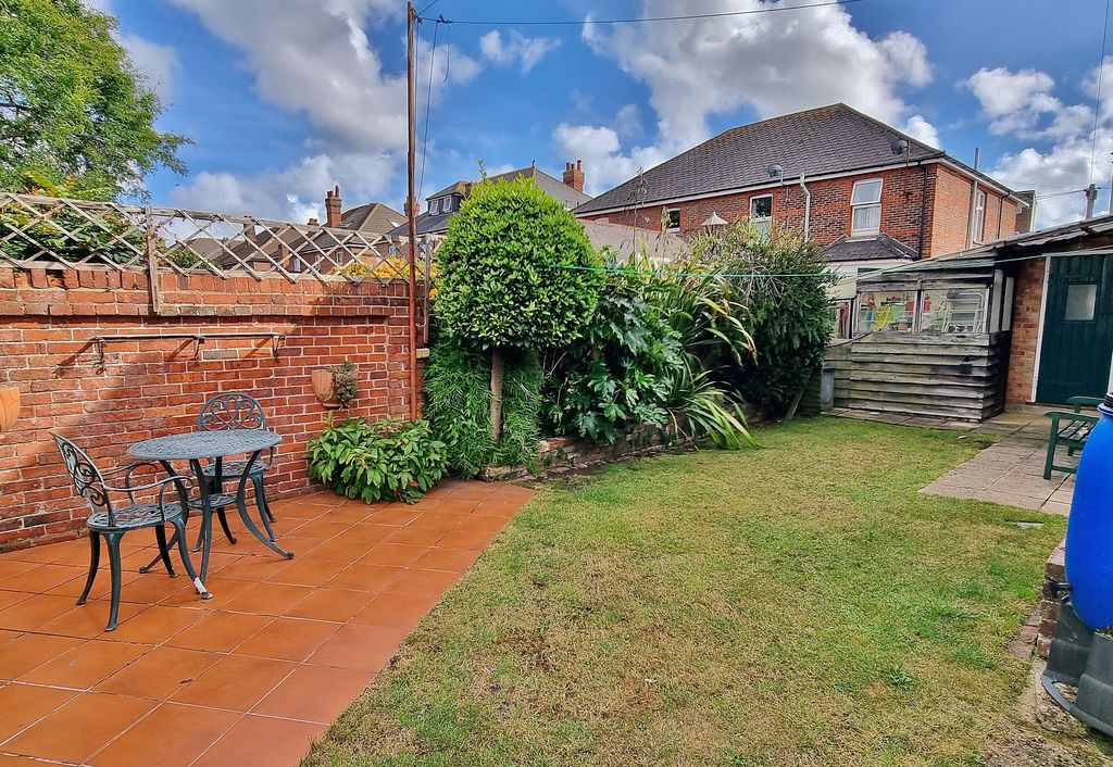 Property photo 3 of 14