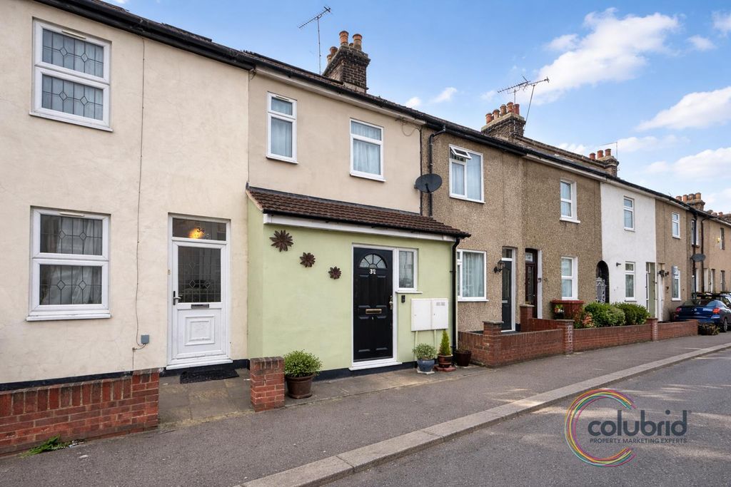 Property photo 1 of 18