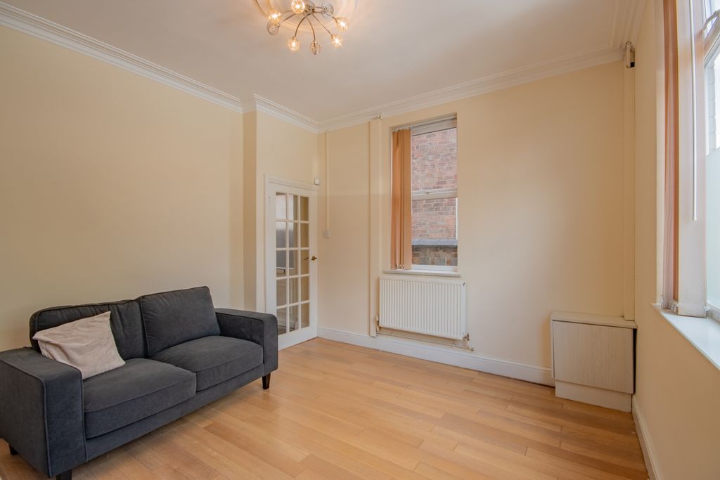 Property photo 3 of 14 Living Room