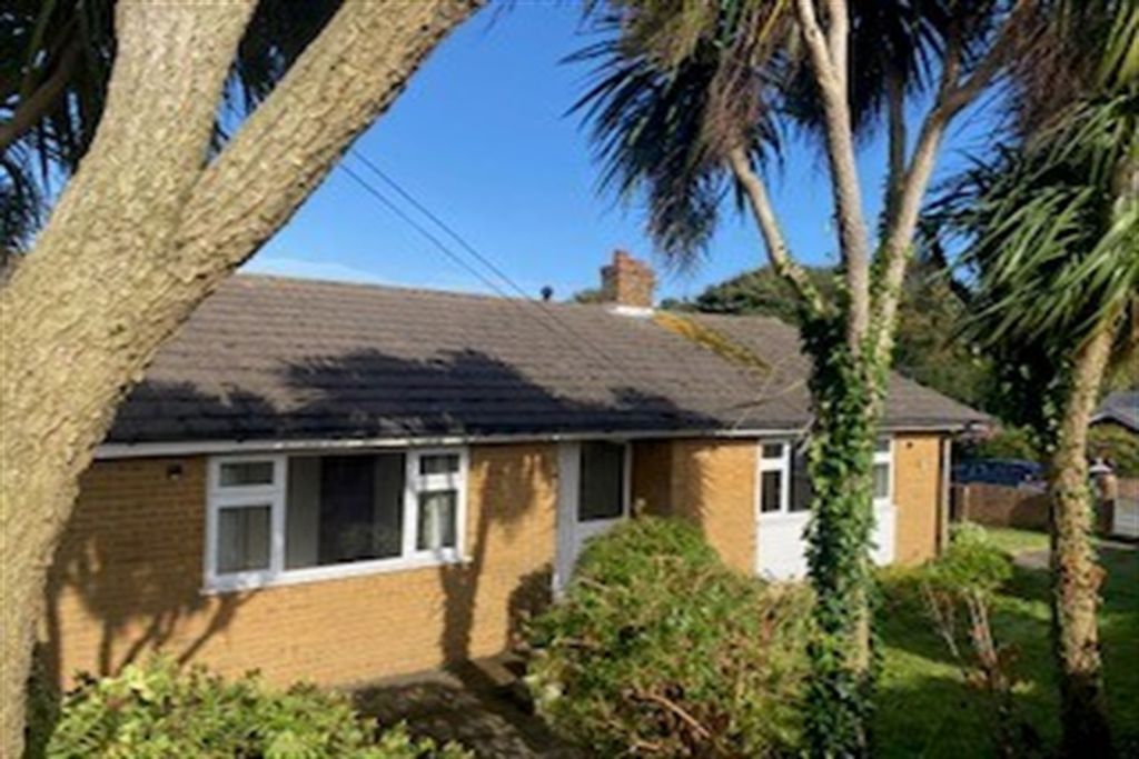Property photo 1 of 15 (Main)
