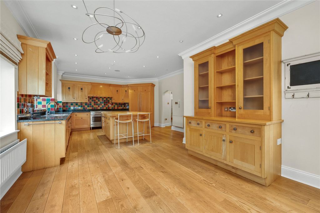 Property photo 3 of 15 Kitchen