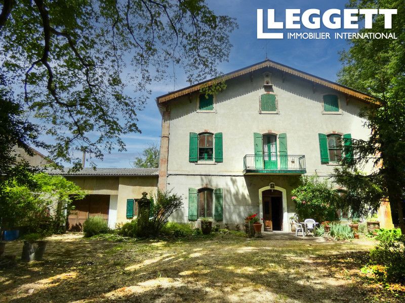 Property photo 1 of 10