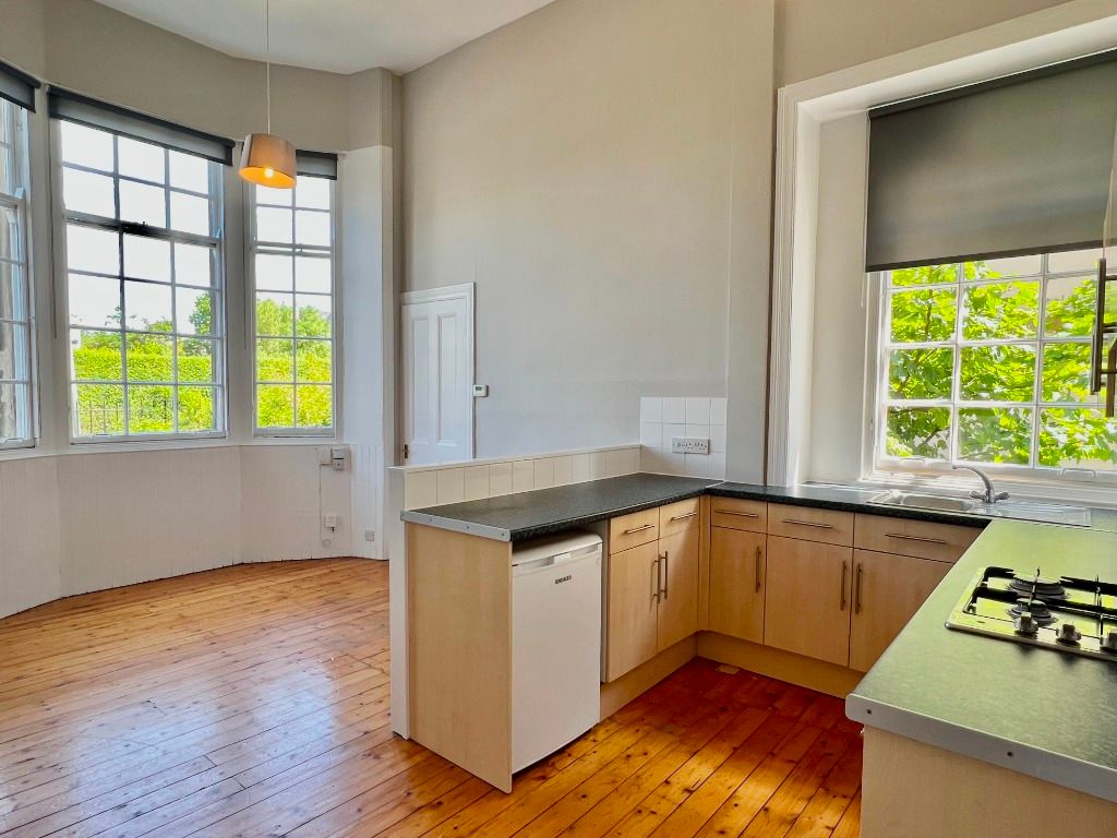 Property photo 2 of 10 Photo 2