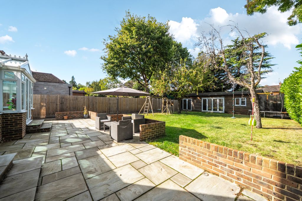 Property photo 3 of 16