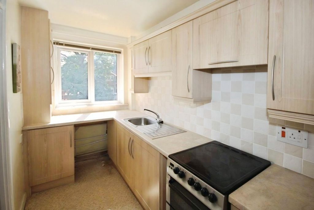 Property photo 2 of 6 Fd93ee5B-Djghmo8-Pe2023Qqhcluzw.Jpg