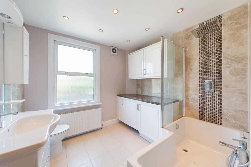 Property photo 3 of 10 Dsc_8149-Edit_High.J