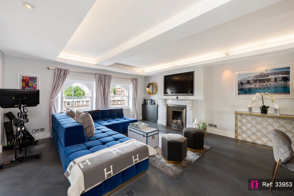 Property photo 2 of 26