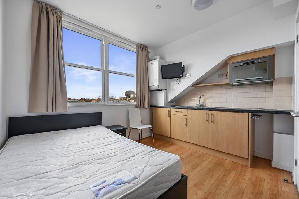 Property photo 2 of 12 2.Jpg