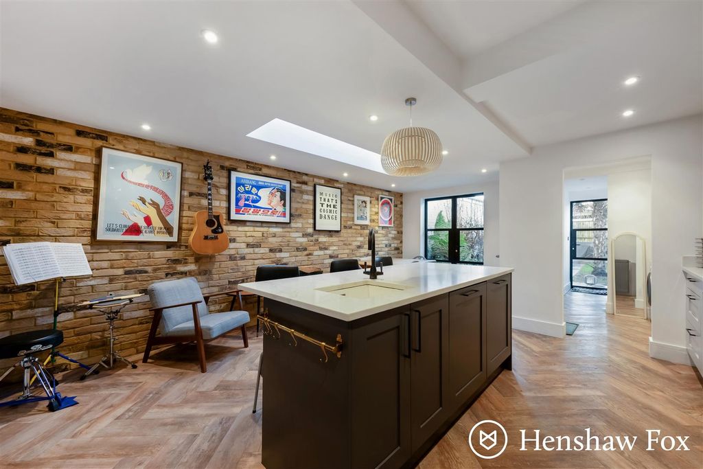 Property photo 2 of 14 Dsc_3167 - Copy.Jpg