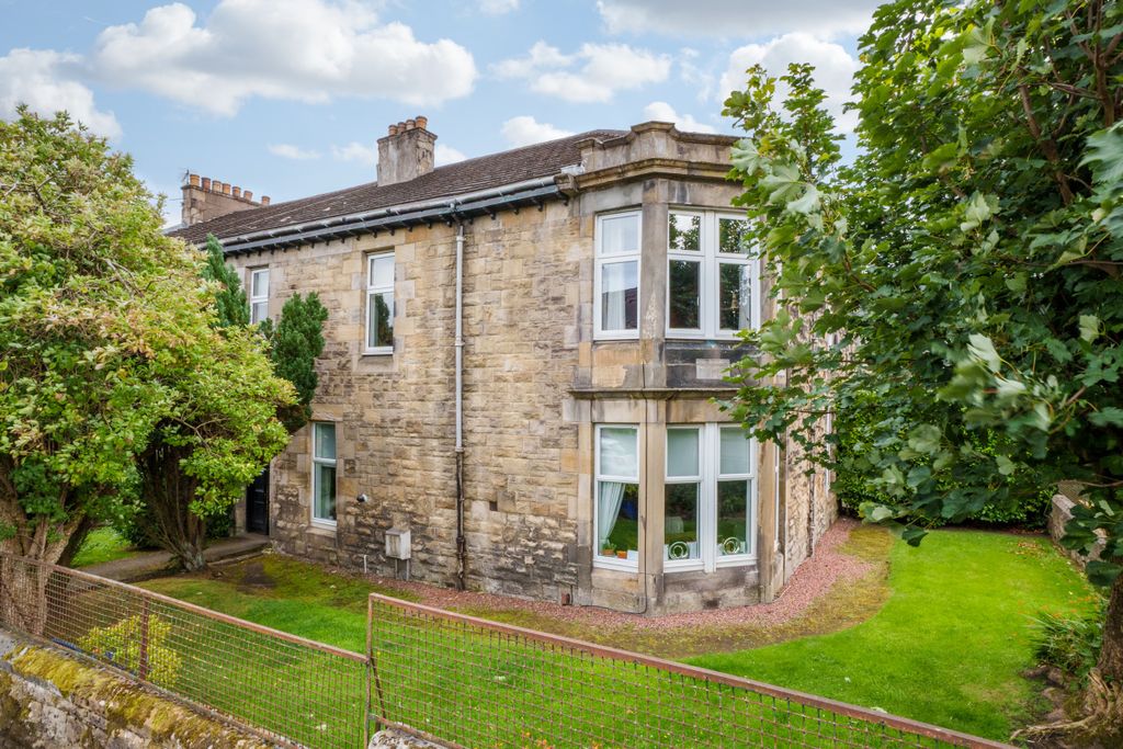 Property photo 1 of 27