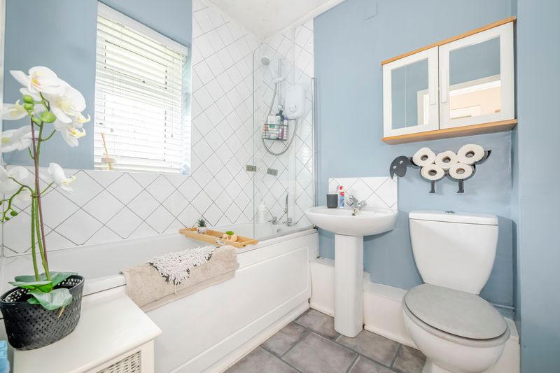 Additional image 8 of 1 bed flat for saleStreatfield Road, Heathfield TN21