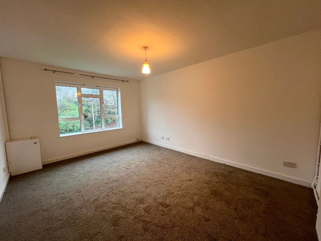 Property photo 2 of 6 Photo 2