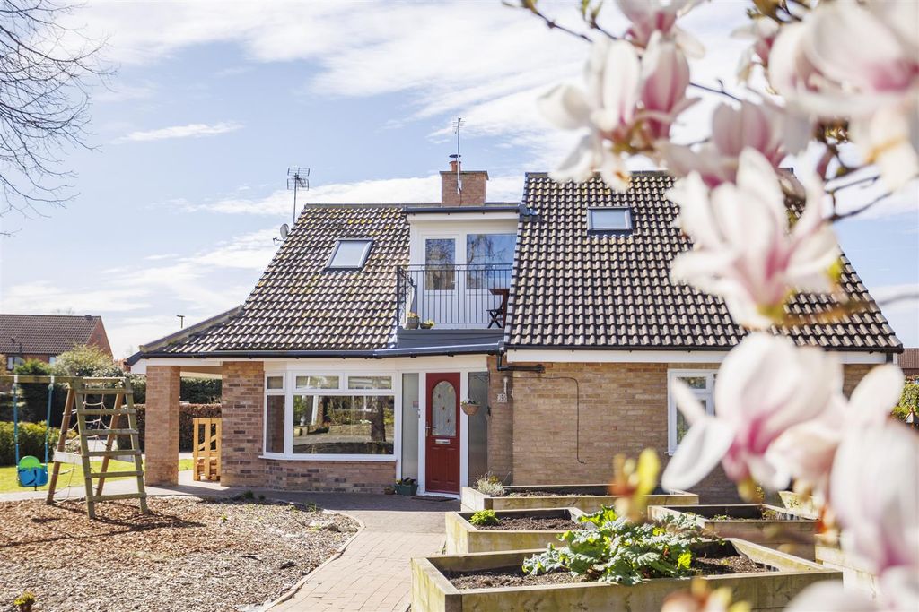 Property photo 1 of 36 26_The_Coppice_44.Jpg