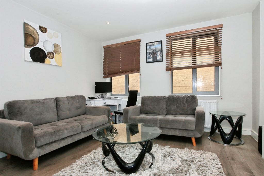 Property photo 3 of 17