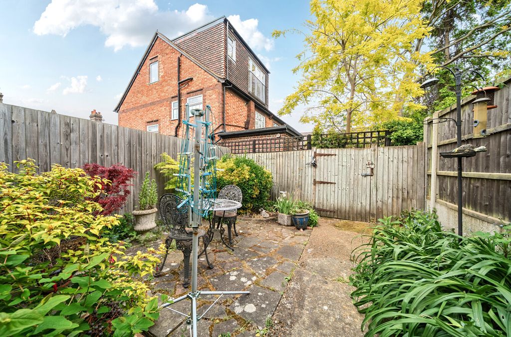 Property photo 2 of 17 1457236-8-69Fce5B...