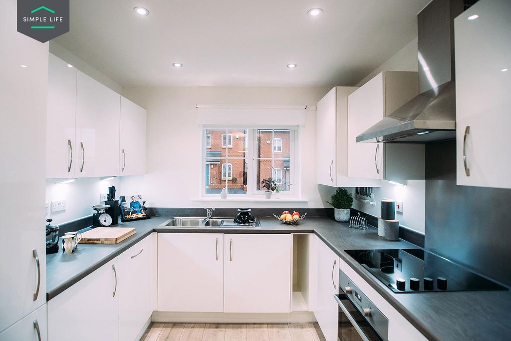 Property photo 3 of 9 4. Weaver Up_Kitchen.Jpg