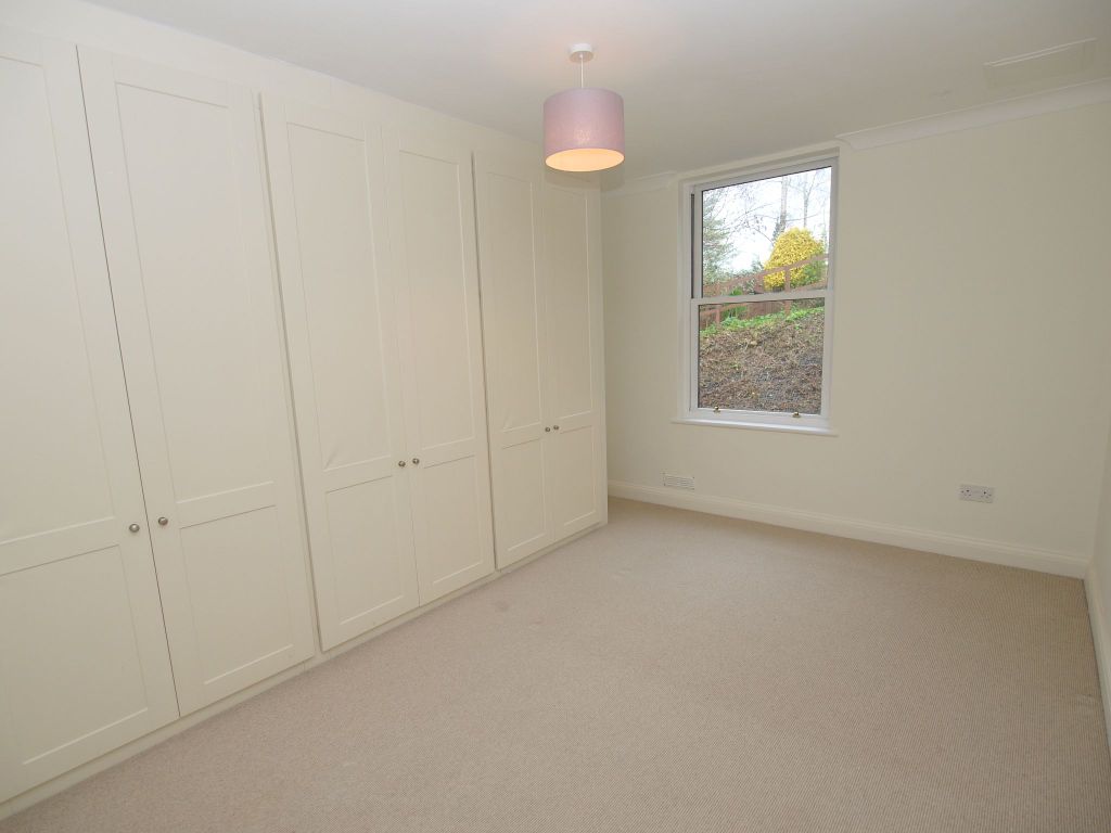 Property photo 3 of 11 Photograph 3