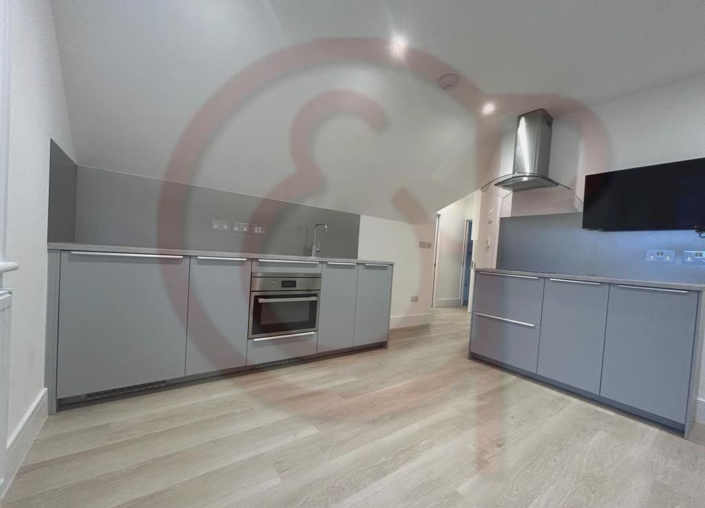 Property photo 3 of 6 Flat 1 Kitchen.Jpg