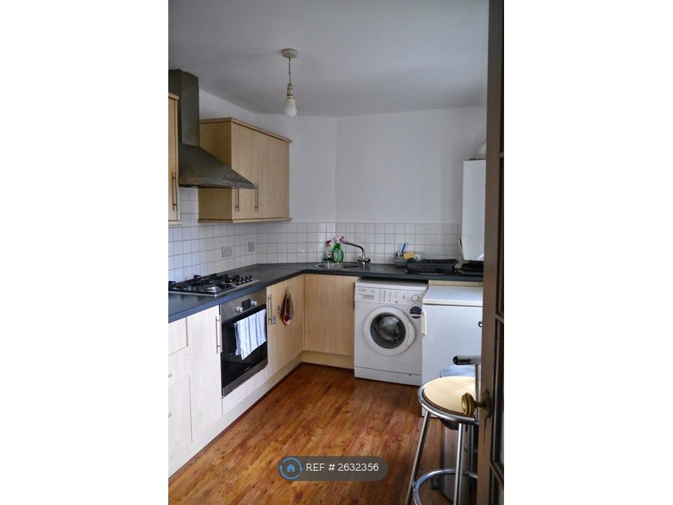 Property photo 3 of 6