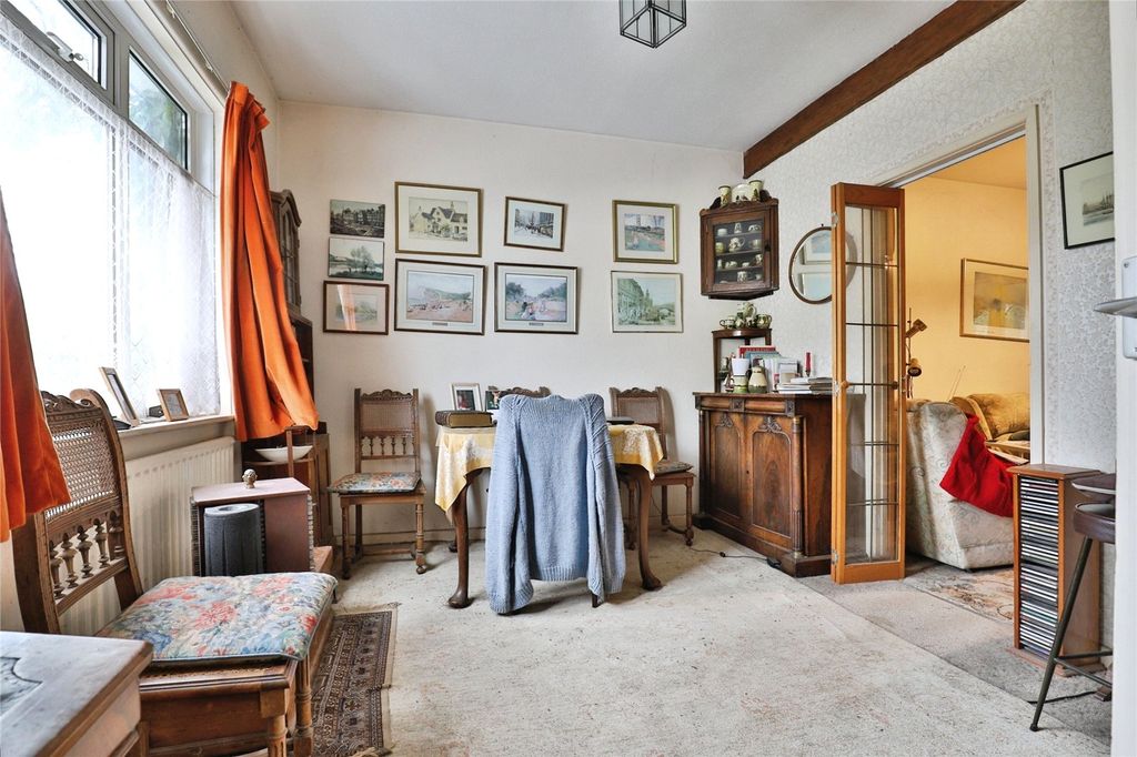 Property photo 3 of 17 Dining Room