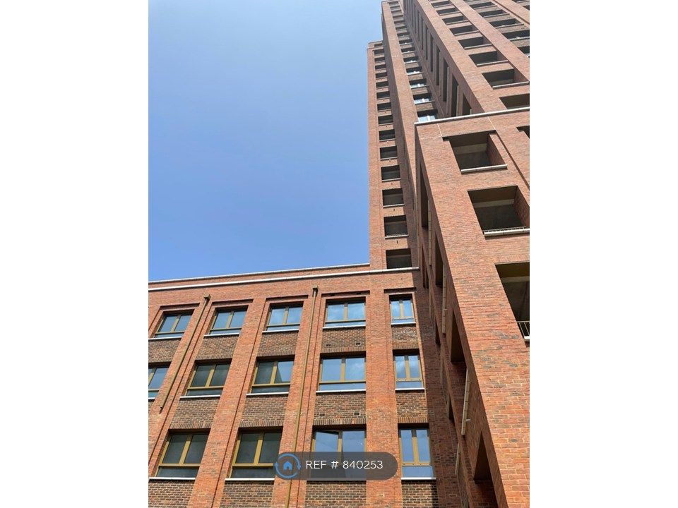 Property photo 1 of 18 Bermondsey Building