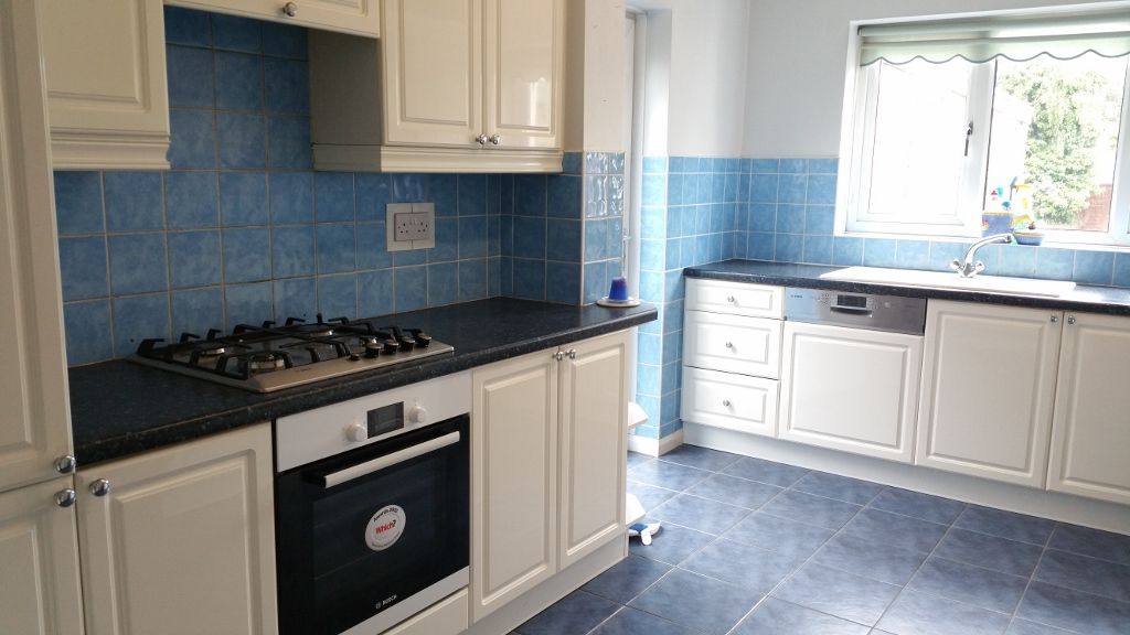 Property photo 3 of 12