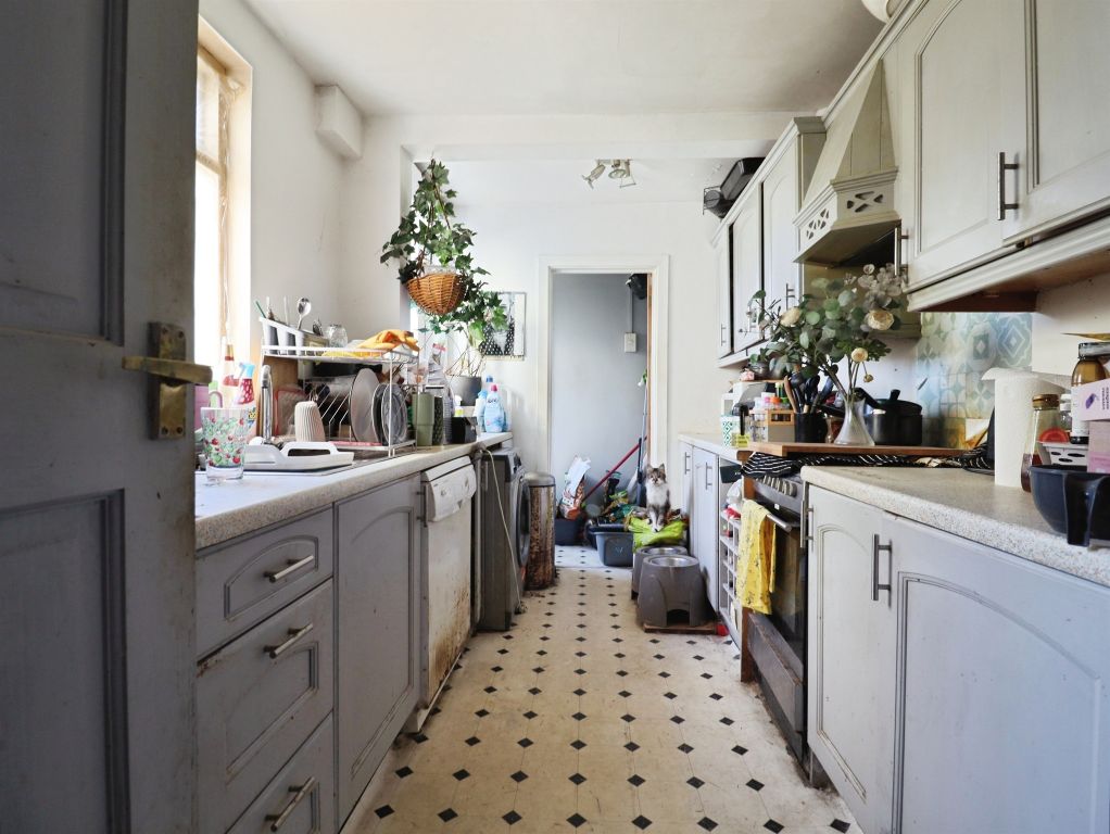 Property photo 3 of 17