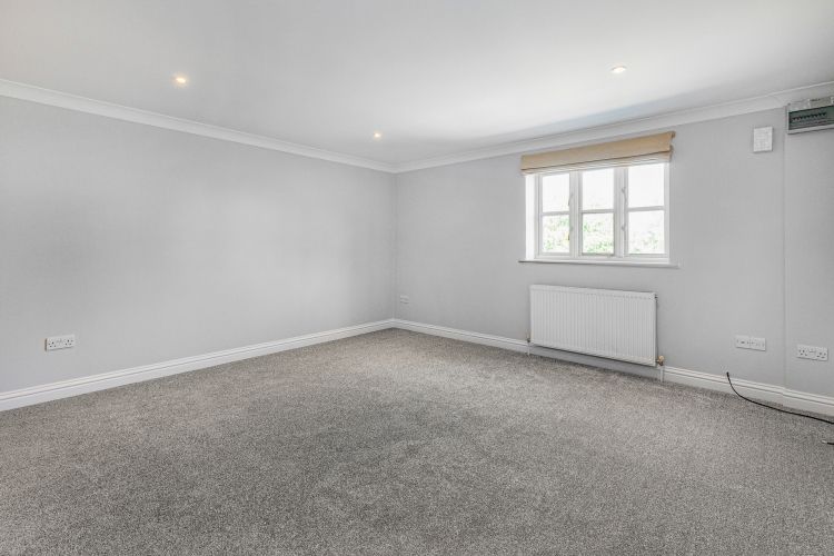 Property photo 2 of 9 301790