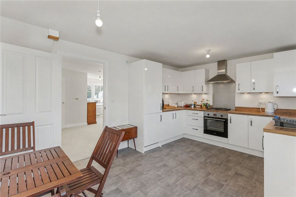 Property photo 2 of 14 Picture No. 02