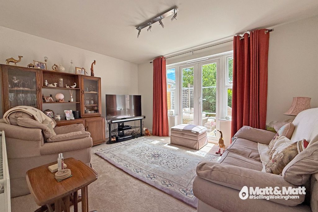 Property photo 2 of 11 3554034