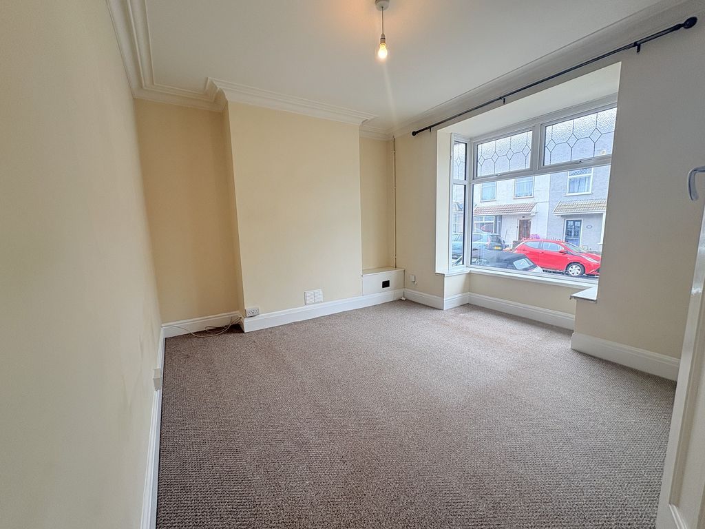 Property photo 2 of 13 Not Specified
