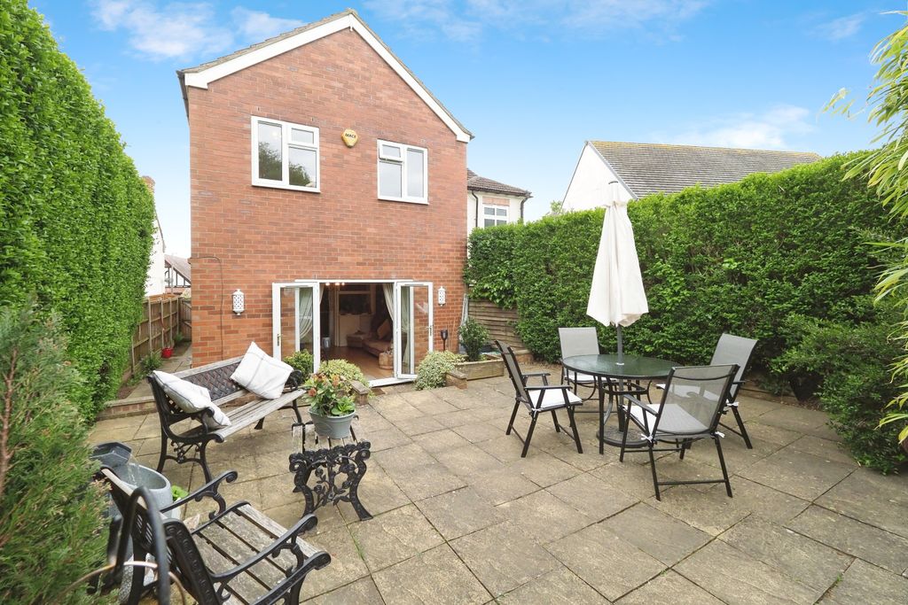 Property photo 1 of 20 Garden