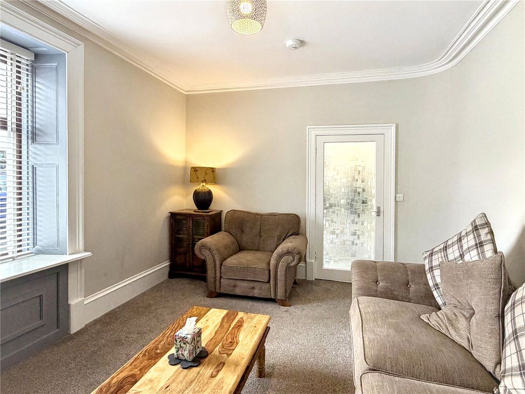 Property photo 3 of 25 Picture No. 09