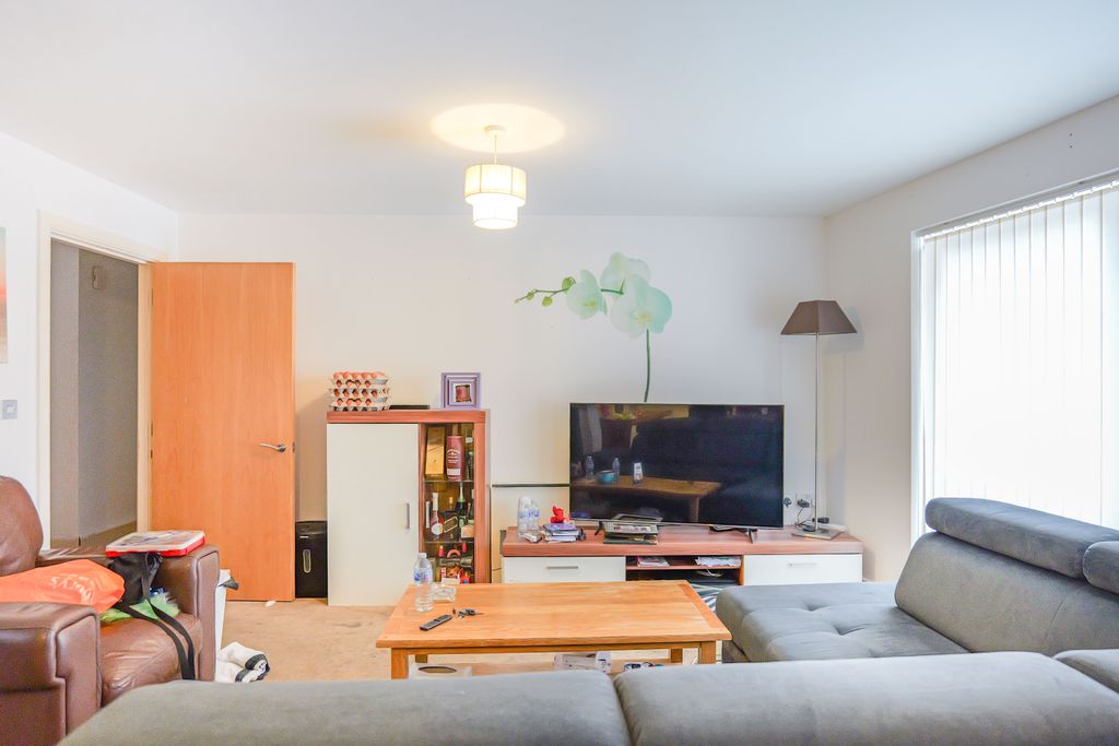 Property photo 3 of 30