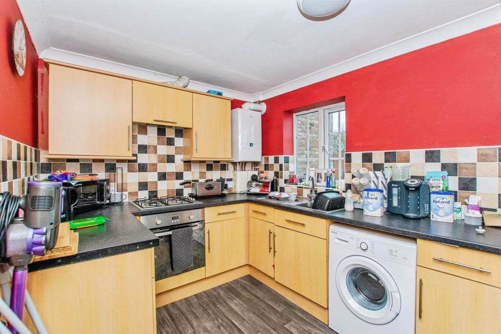 Property photo 2 of 17