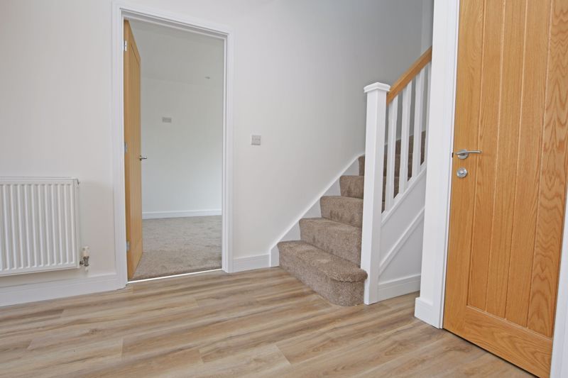 Property photo 3 of 34 Photo 12