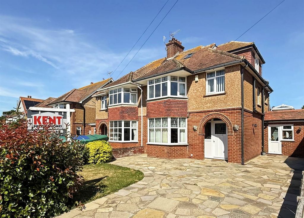 Property photo 1 of 27