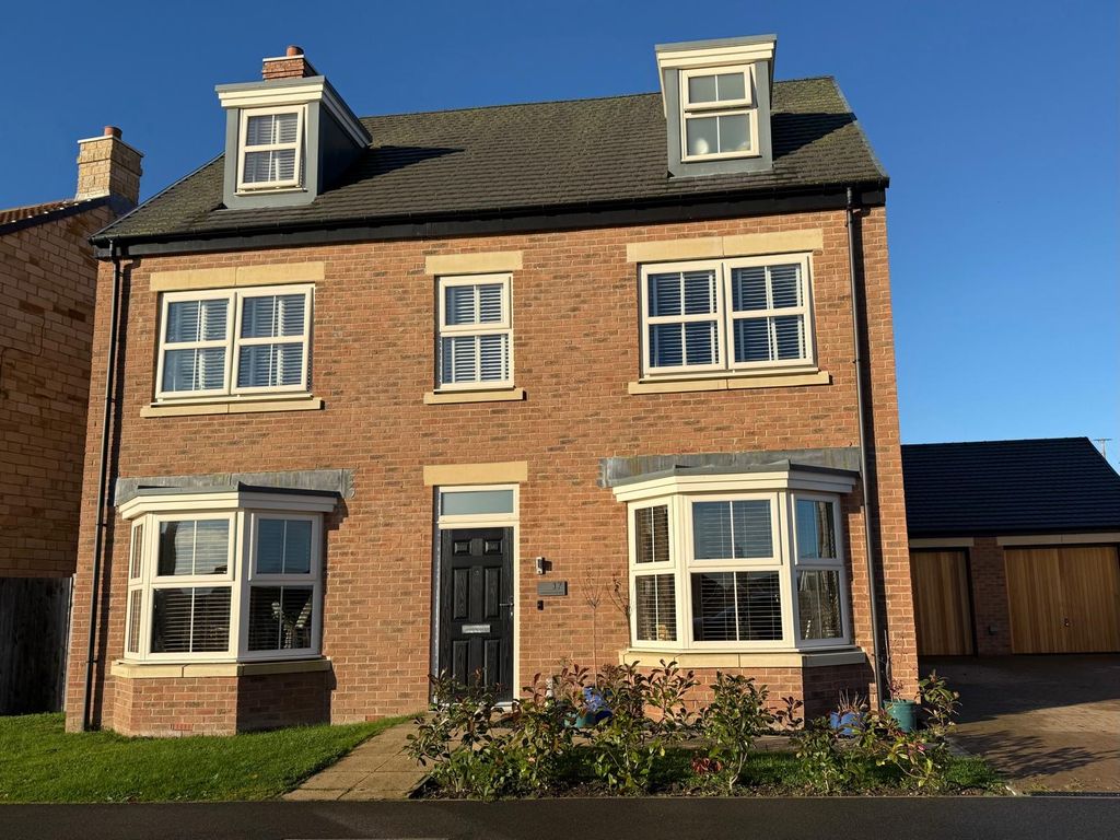 Property photo 1 of 30