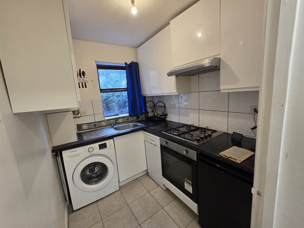 Property photo 3 of 3