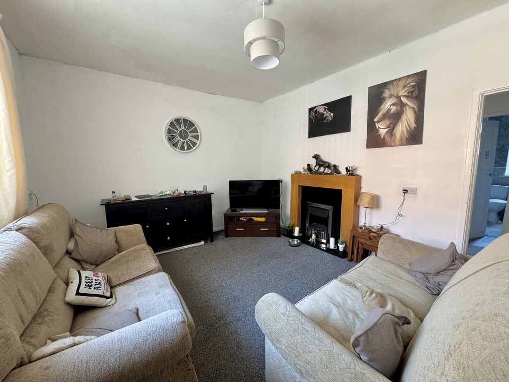 Property photo 2 of 7 Img_3283
