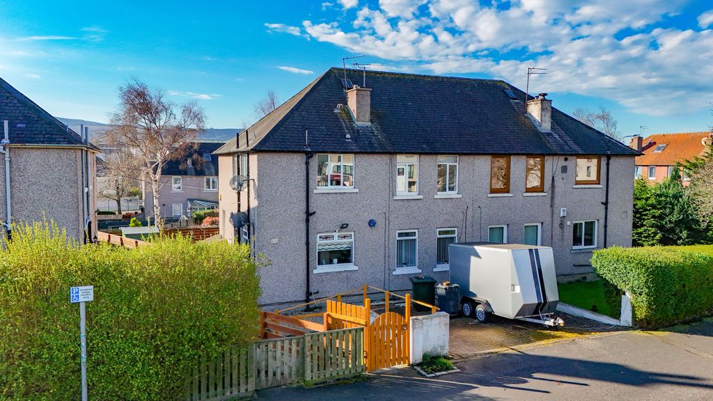 Property photo 1 of 30