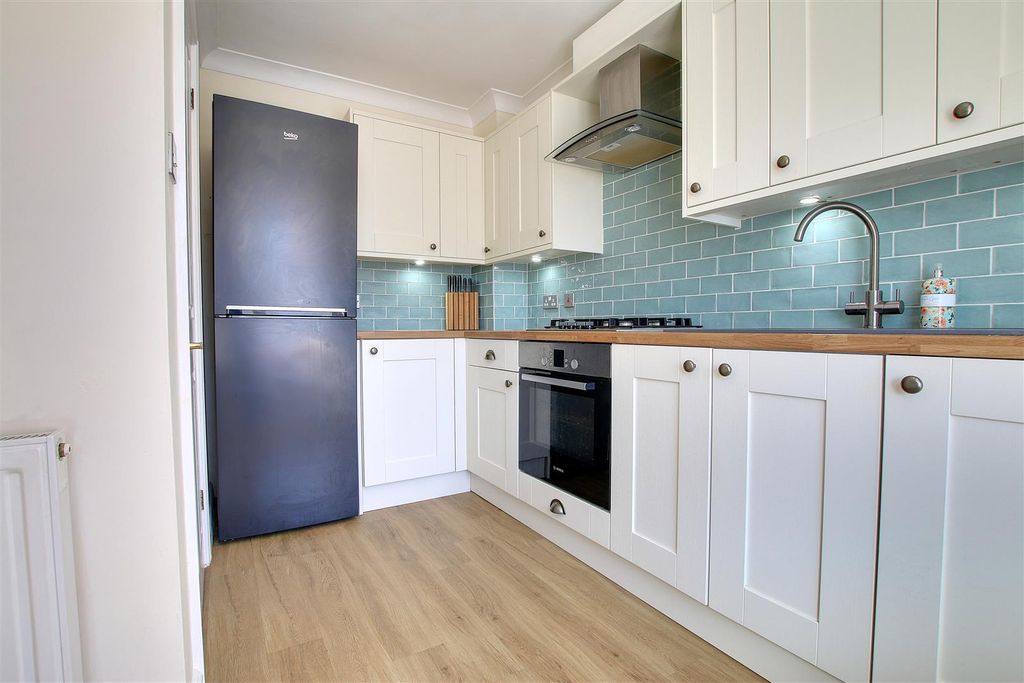 Property photo 3 of 16 Img_8782-Img_8784.Jpg