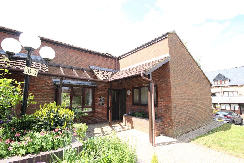 Property photo 1 of 13